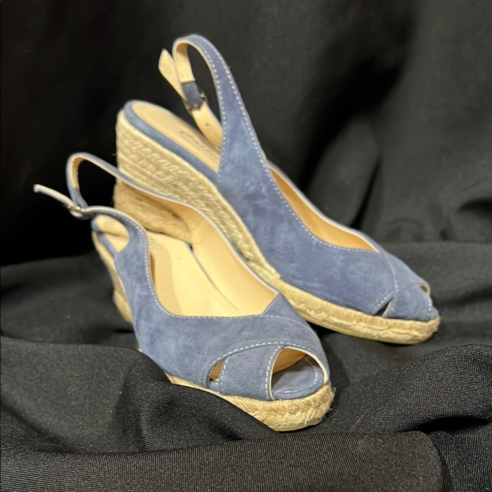 Castelle suede blue sandal heel
